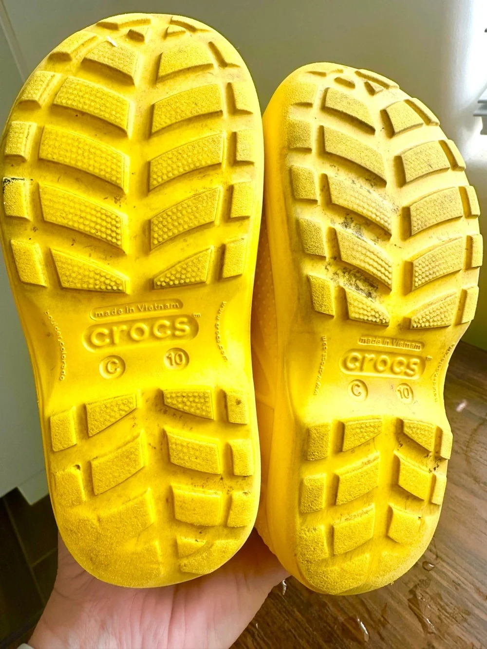 CROCS Kids Handle It Rain Boots Yellow Size C10 Waterproof Lightweight Durable